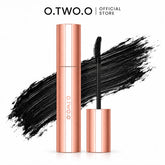 O.TWO.O Curl Mascara with rose-gold tube, curved brush and black swatch in Pakistan