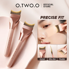 O.TWO.O Ultra-Thin Foundation Brush
