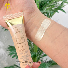 O.TWO.O Rose Gold Liquid Highlighter