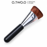 O.TWO.O Foundation Brush with dense bristles and silver ferrule in Pakistan