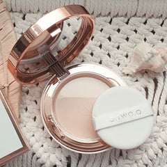 O.TWO.O Silky & Moisturising Setting Powder