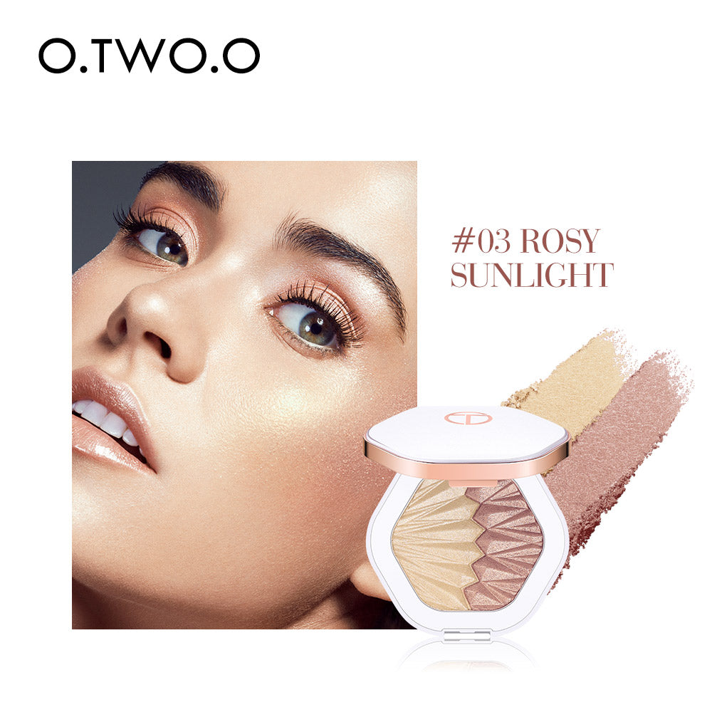 O.TWO.O 2 In 1 Highlighter Powdery Cake