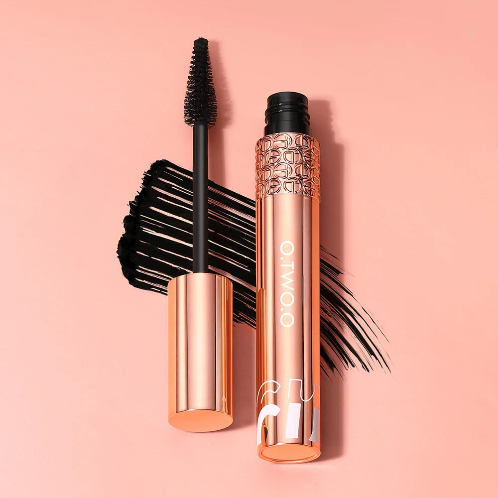 O.TWO.O 5D Mascara