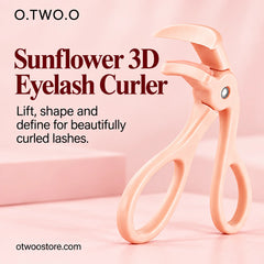 O.TWO.O Sunflower 3D Eyelash Curler with peach finish and open curved design