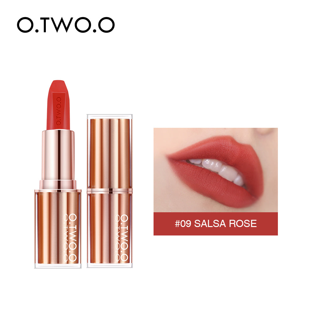 O.TWO.O Gorgeous Lipstick
