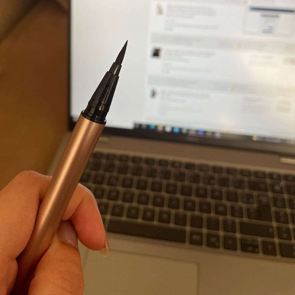 O.TWO.O Super Waterproof Eyeliner